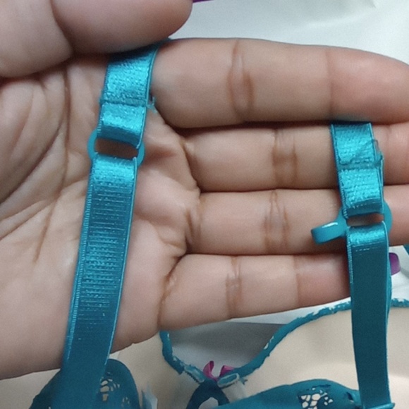 Bra - Picture 3 of 3